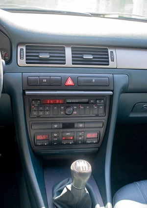 Audi A6 cena 15000 przebieg: 335603, rok produkcji 2000 z Bieruń małe 301